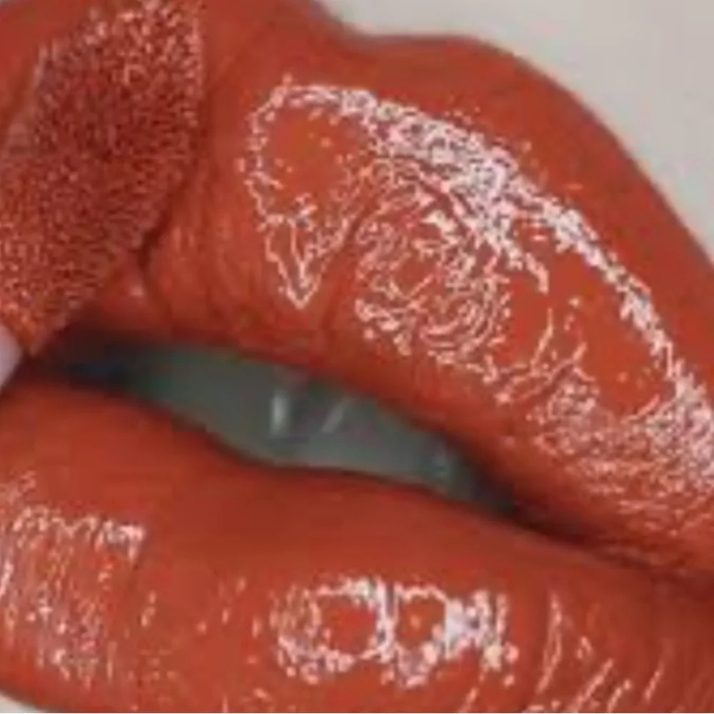 🍭🎭Lights Down Buxom Va Va Plump Lipstick